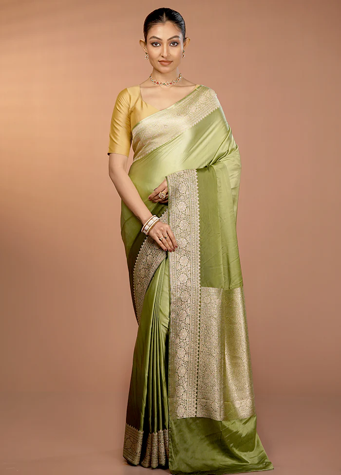Green Handloom Katan Pure Silk Saree With Blouse Piece - Image 2