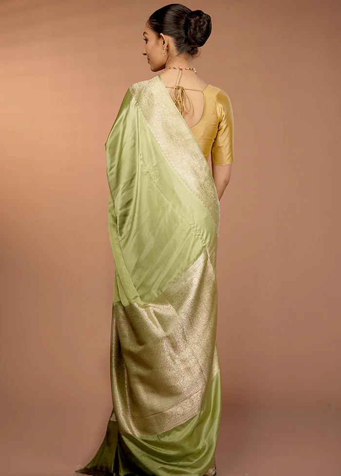 Green Handloom Katan Pure Silk Saree With Blouse Piece - Image 3