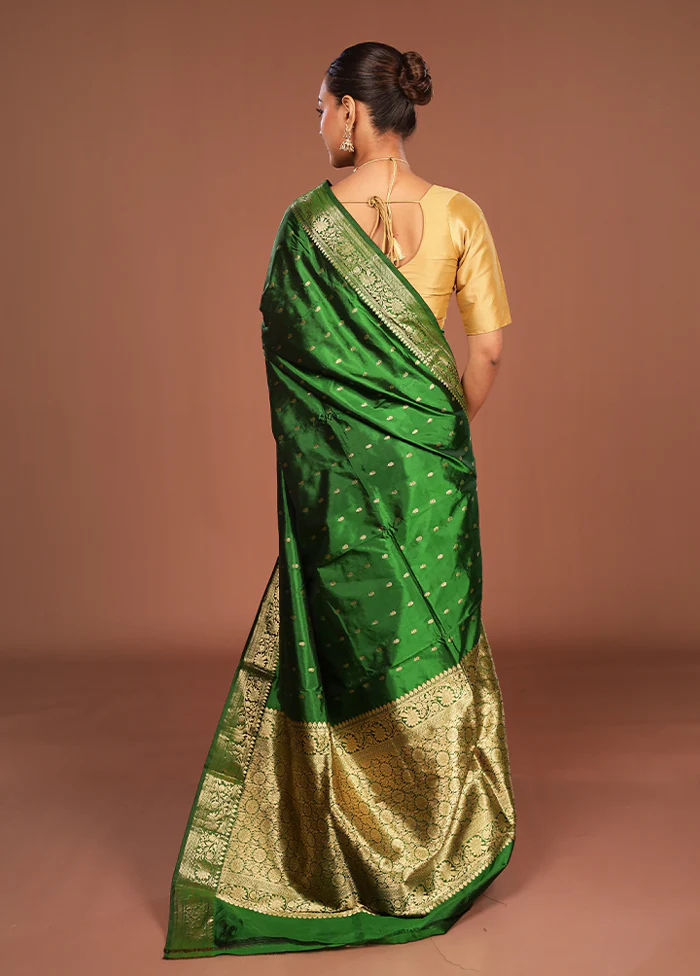 Green Handloom Katan Pure Silk Saree With Blouse Piece - Image 3
