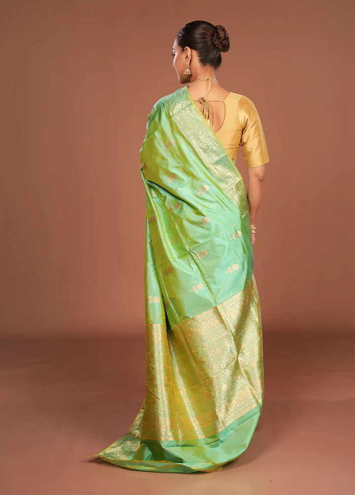 Green Handloom Katan Pure Silk Saree With Blouse Piece - Image 3