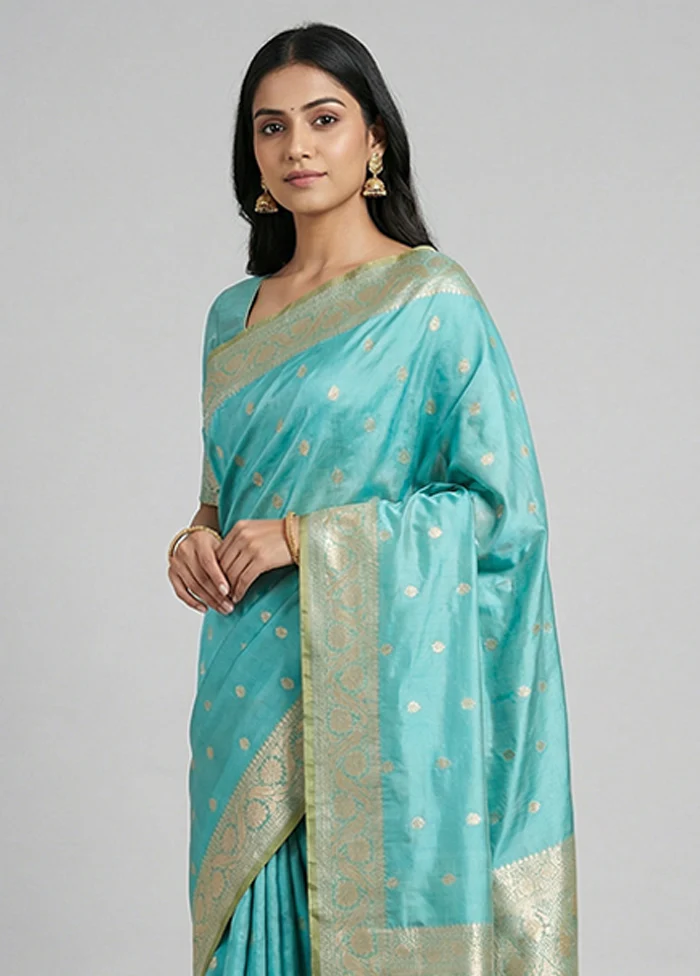 Green Handloom Katan Pure Silk Saree With Blouse Piece - Image 2