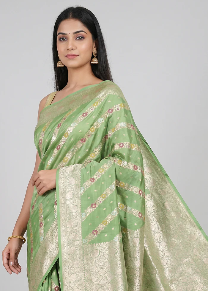Green Handloom Katan Pure Silk Saree With Blouse Piece - Image 2