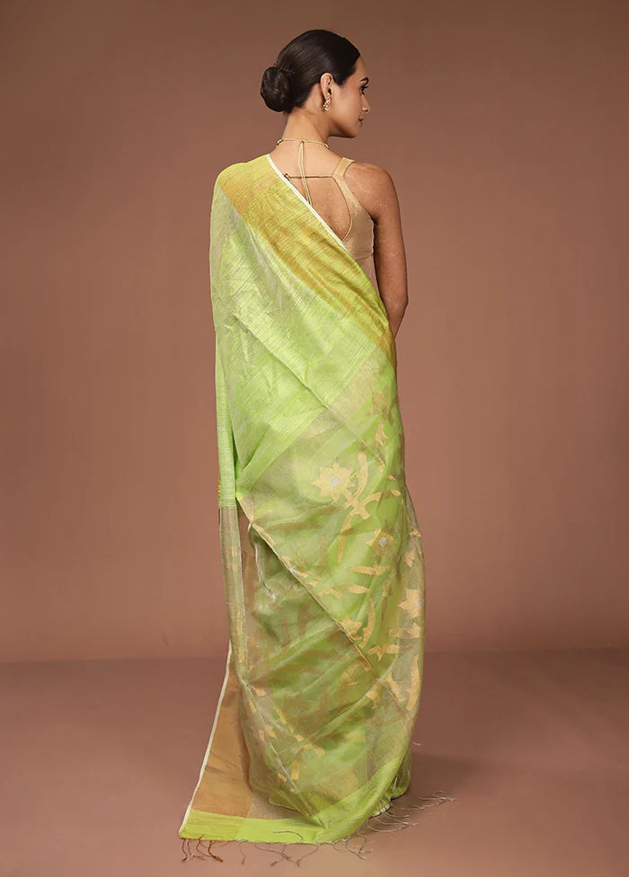 Green Handloom Matka Pure Silk Saree With Blouse Piece - Image 3
