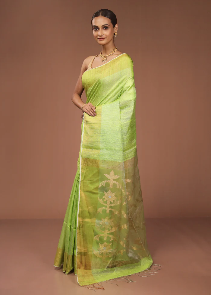 Green Handloom Matka Pure Silk Saree With Blouse Piece - Image 4