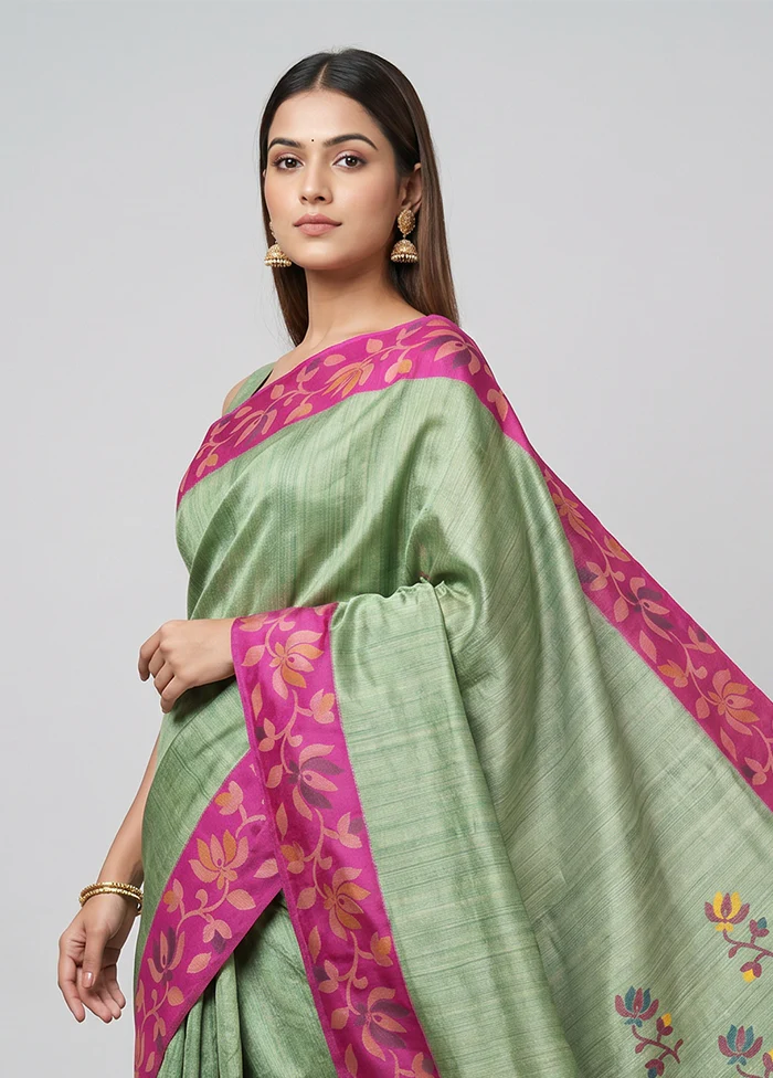 Green Handloom Matka Pure Silk Saree With Blouse Piece - Image 2