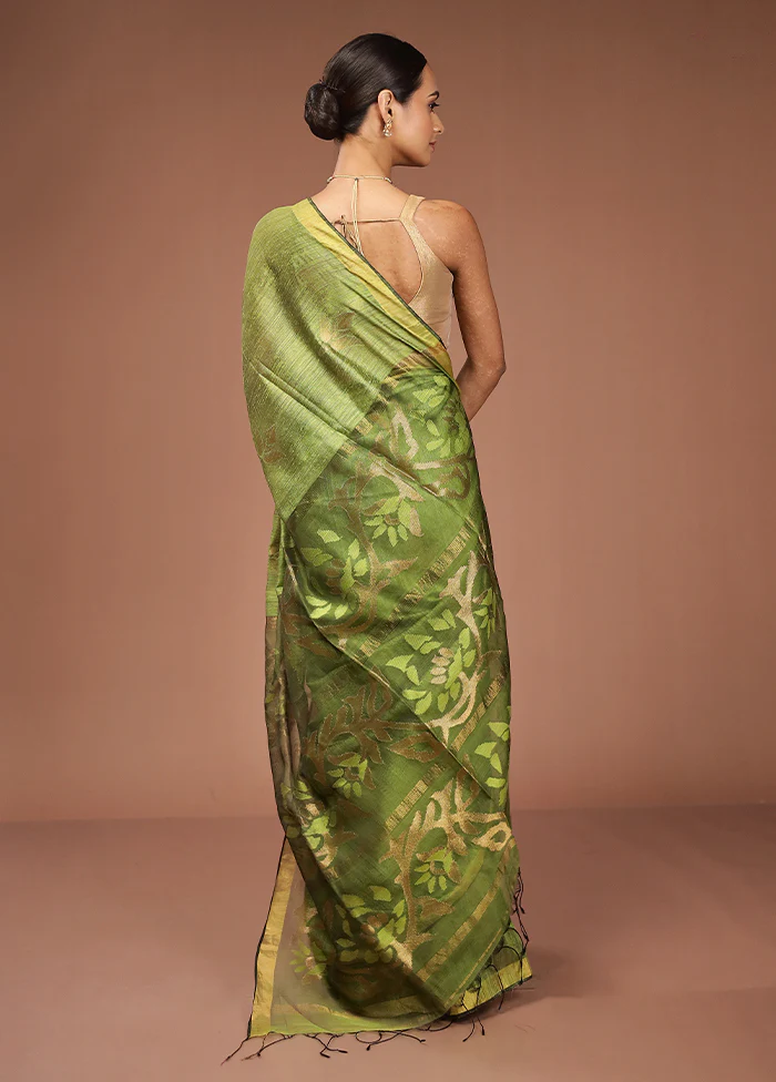 Green Handloom Matka Pure Silk Saree With Blouse Piece - Image 3
