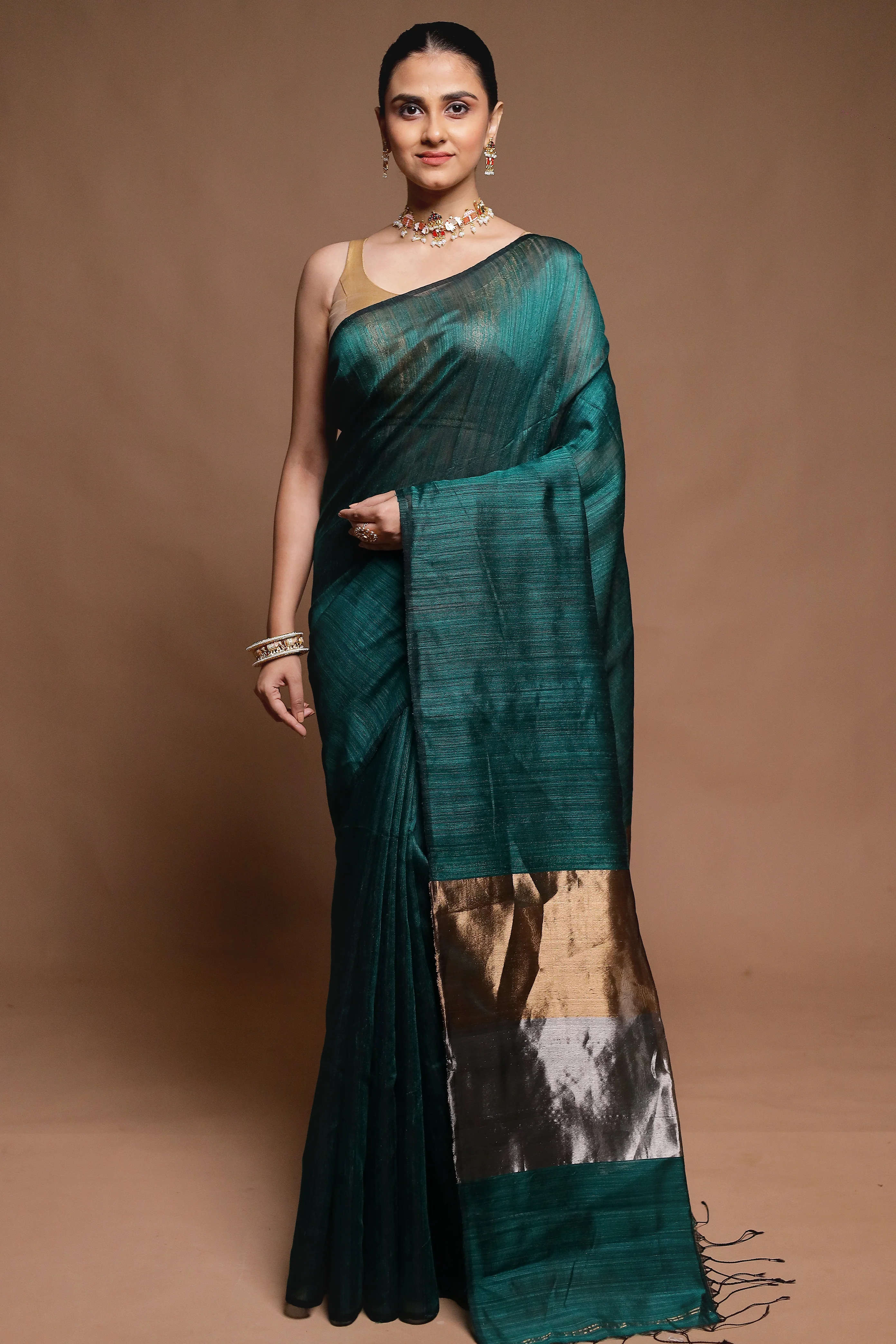 Green Handloom Matka Pure Silk Saree With Blouse Piece