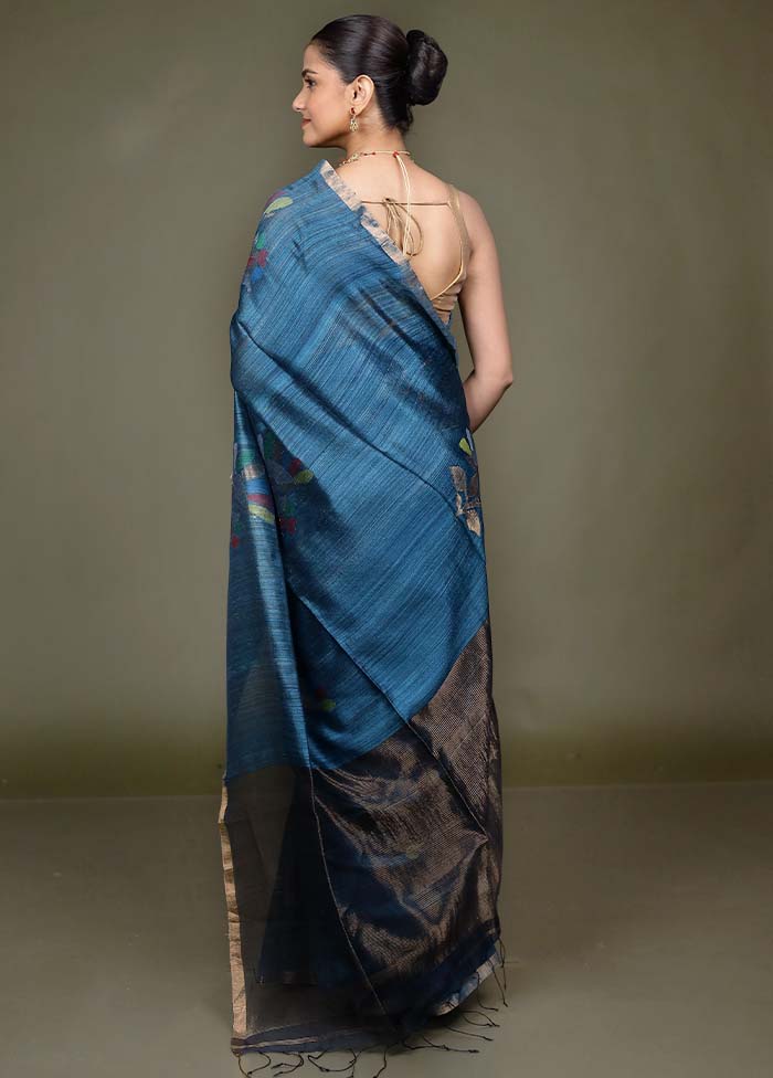 Green Handloom Matka Pure Silk Saree With Blouse Piece - Image 3