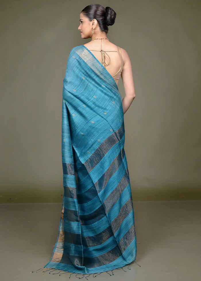 Green Handloom Matka Pure Silk Saree With Blouse Piece - Image 3