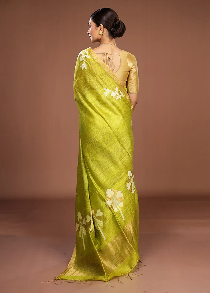 Green Handloom Matka Pure Silk Saree With Blouse Piece - Image 3