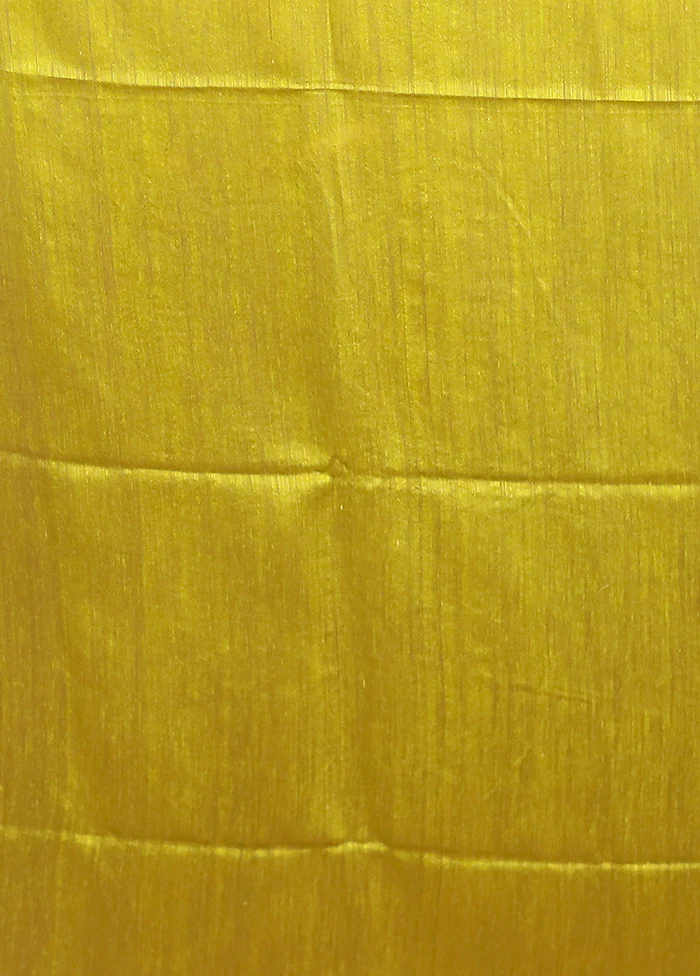 Green Handloom Matka Pure Silk Saree With Blouse Piece - Image 5
