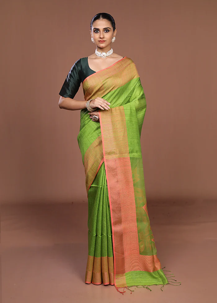 Green Handloom Matka Pure Silk Saree With Blouse Piece - Image 2