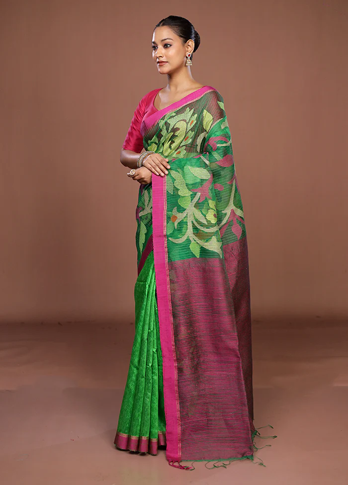 Green Handloom Matka Pure Silk Saree With Blouse Piece - Image 4