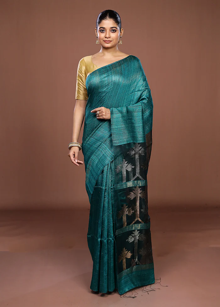 Green Handloom Matka Pure Silk Saree With Blouse Piece - Image 2