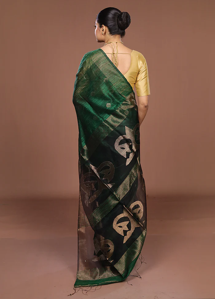 Green Handloom Matka Pure Silk Saree With Blouse Piece - Image 3