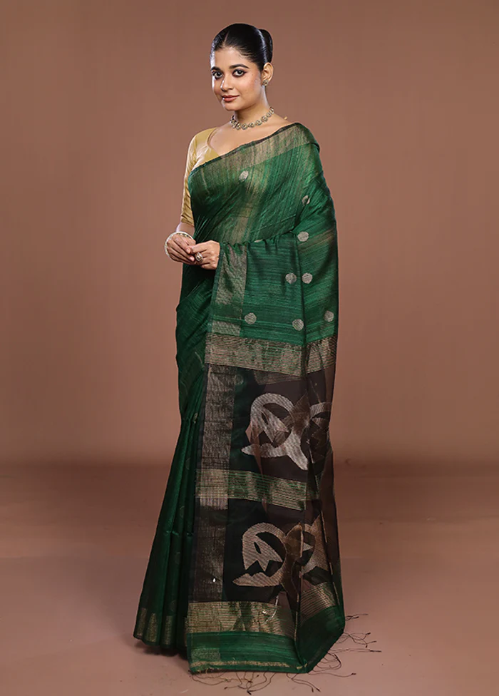 Green Handloom Matka Pure Silk Saree With Blouse Piece - Image 4