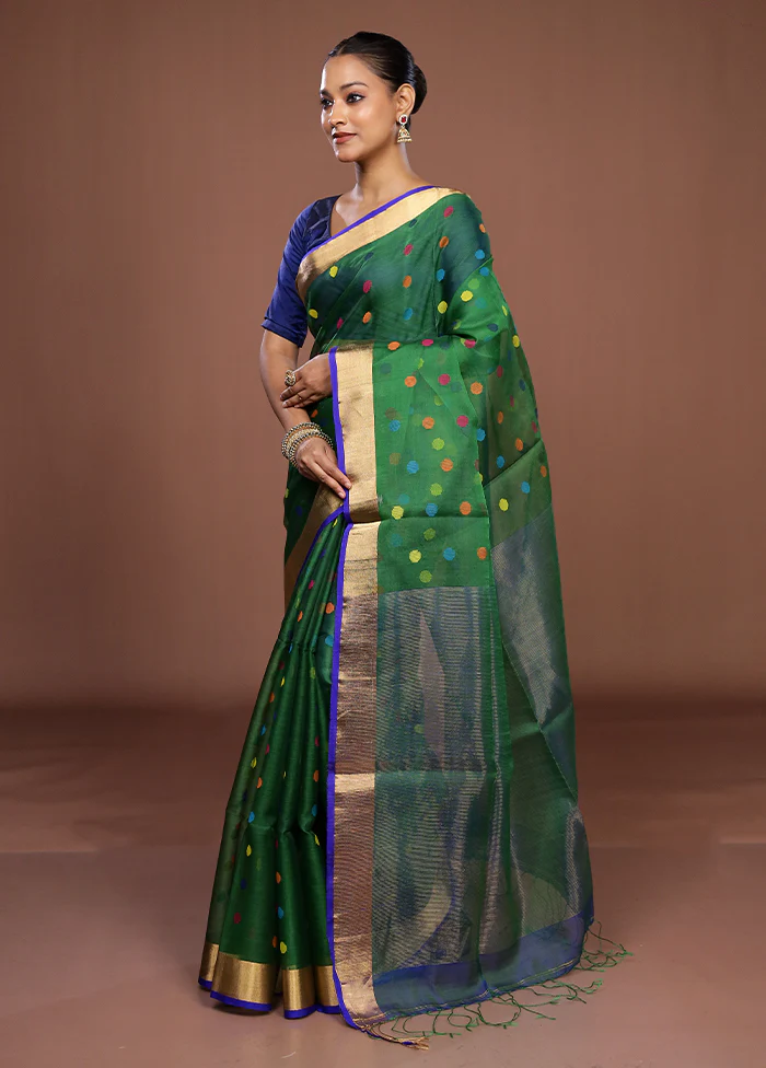 Green Handloom Matka Pure Silk Saree With Blouse Piece - Image 4