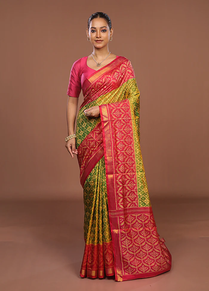 Green Handloom Patola Pure Silk Saree With Blouse Piece - Image 2
