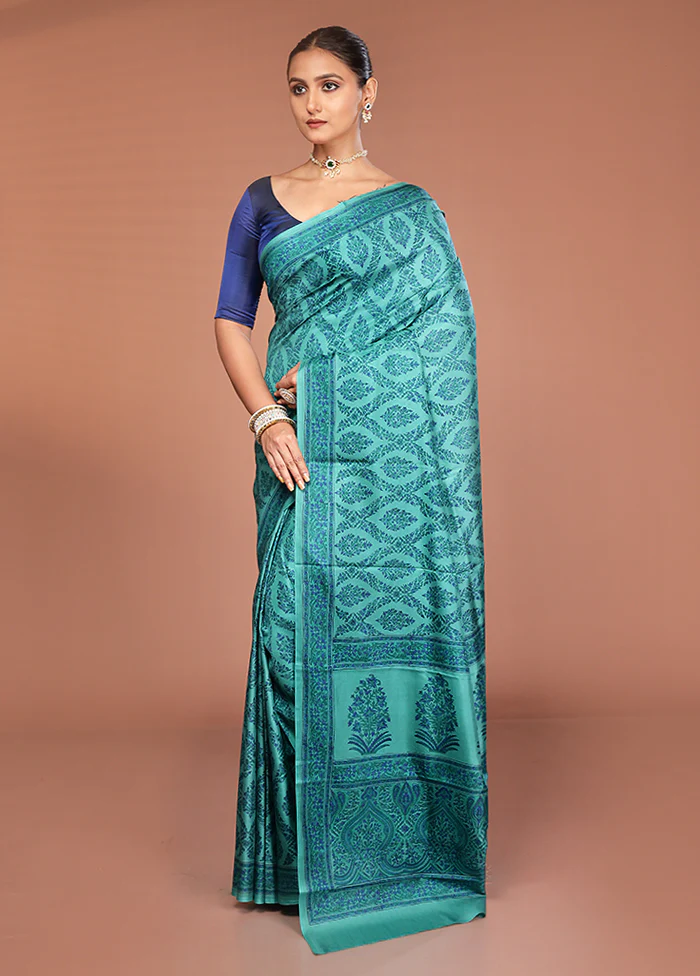 Green Handloom Printed Pure Silk Saree Without Blouse Piece - Image 4