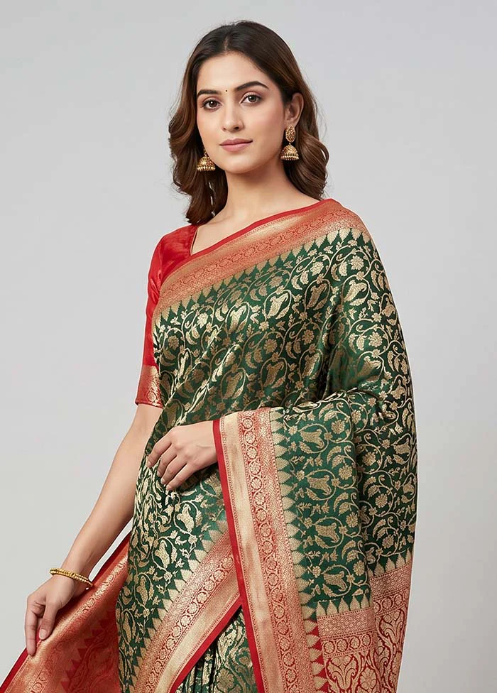 Green Handloom Pure Georgette Saree With Blouse Piece - Image 2
