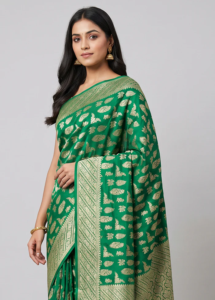 Green Handloom Pure Georgette Saree With Blouse Piece - Image 2