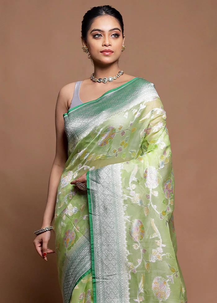 Green Handloom Pure Organza Saree With Blouse Piece - Image 2