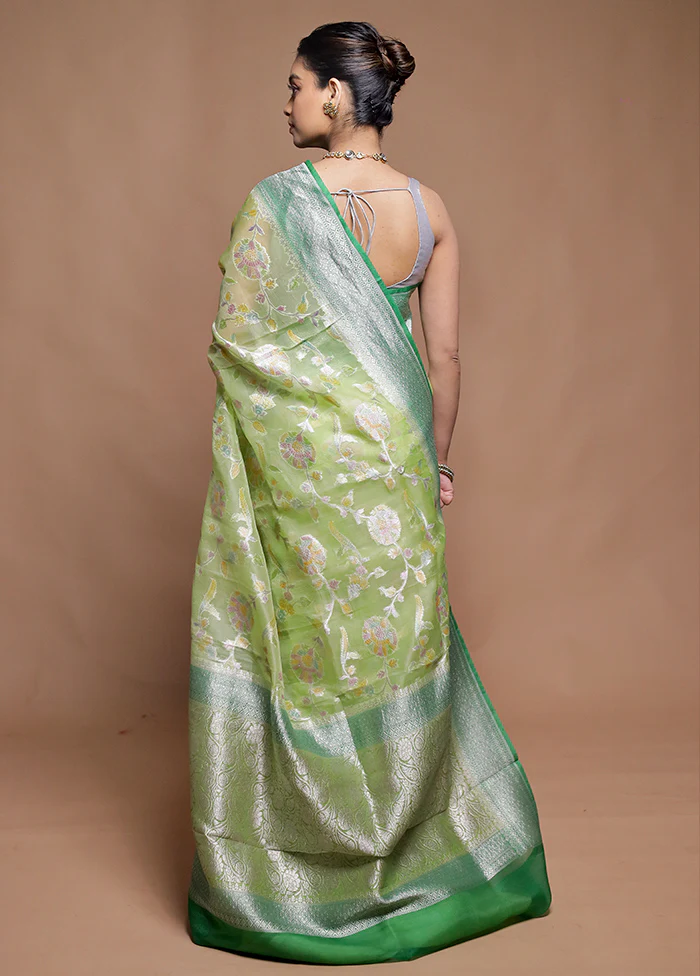 Green Handloom Pure Organza Saree With Blouse Piece - Image 3