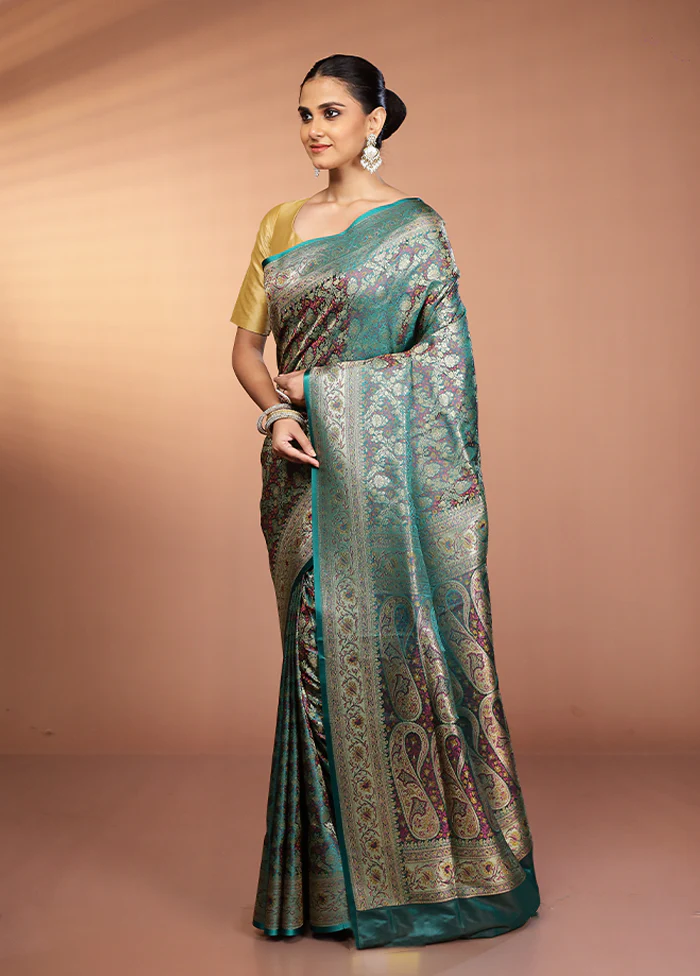 Green Handloom Tanchoi Pure Silk Saree With Blouse Piece - Image 4