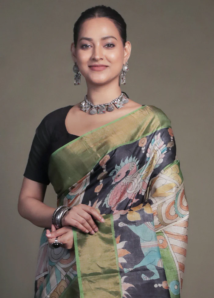 Green Handloom Tussar Pure Silk Saree With Blouse Piece - Image 2
