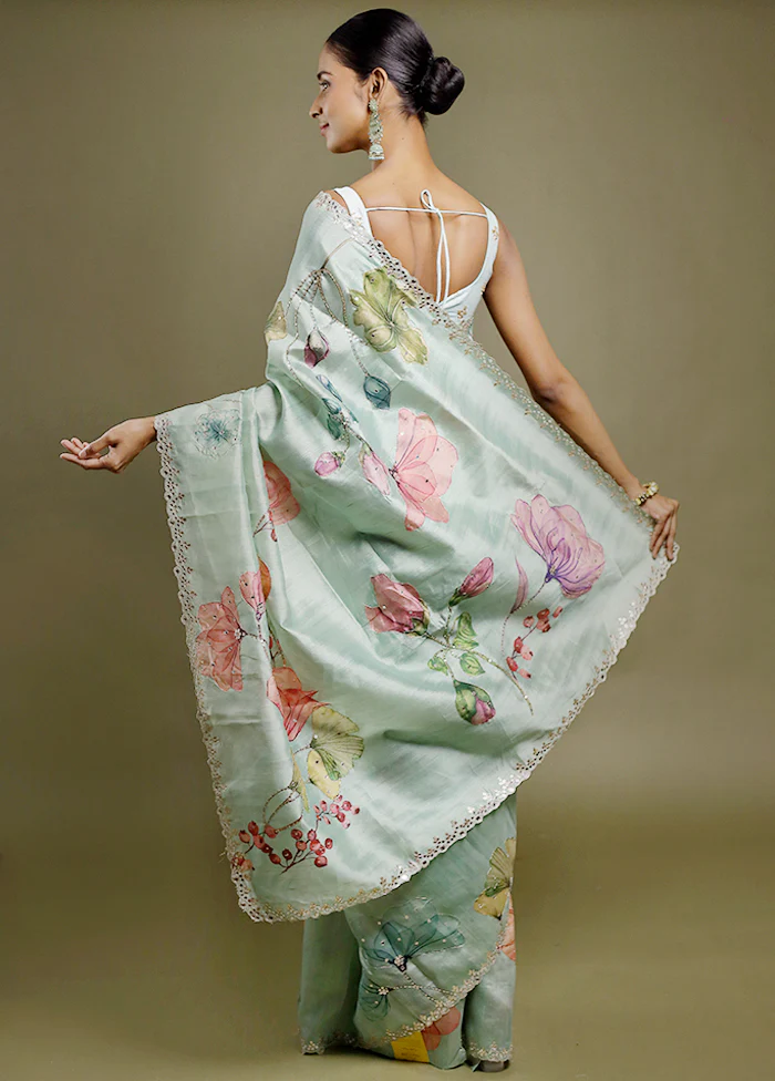 Green Handloom Tussar Pure Silk Saree With Blouse Piece - Image 4