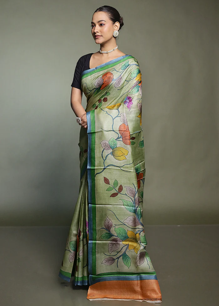 Green Handloom Tussar Pure Silk Saree With Blouse Piece - Image 4