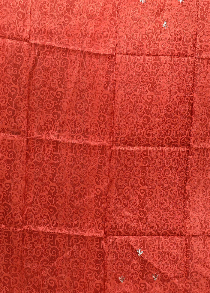 Green Handloom Tussar Pure Silk Saree With Blouse Piece - Image 5