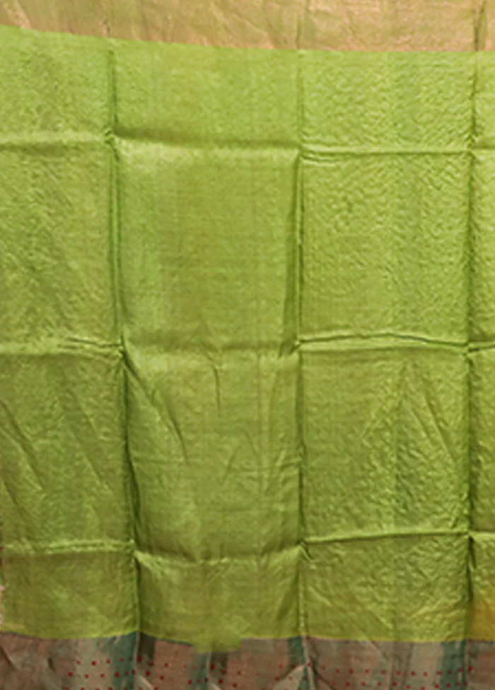 Green Handloom Tussar Pure Silk Saree With Blouse Piece - Image 5
