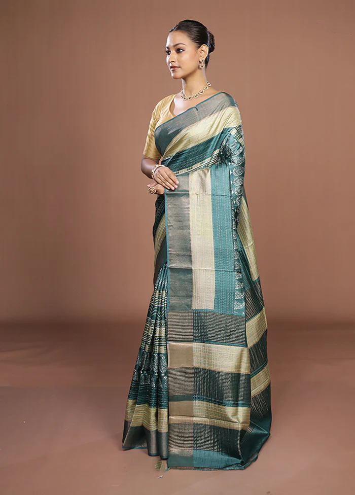 Green Handloom Tussar Pure Silk Saree With Blouse Piece - Image 4