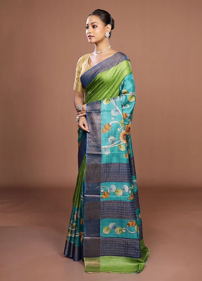Green Handloom Tussar Pure Silk Saree With Blouse Piece - Image 4