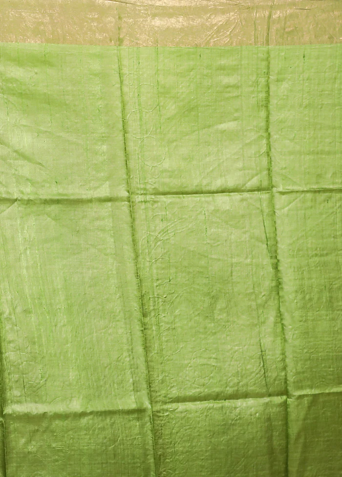 Green Handloom Tussar Pure Silk Saree With Blouse Piece - Image 5