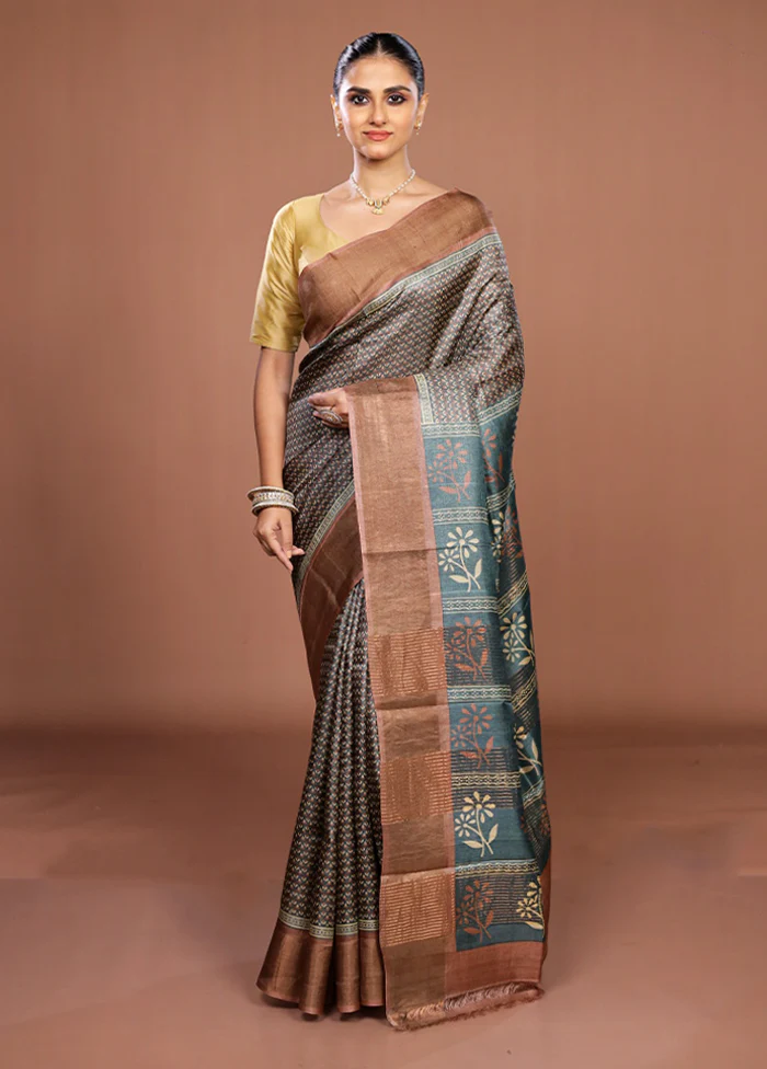 Green Handloom Tussar Pure Silk Saree With Blouse Piece - Image 2