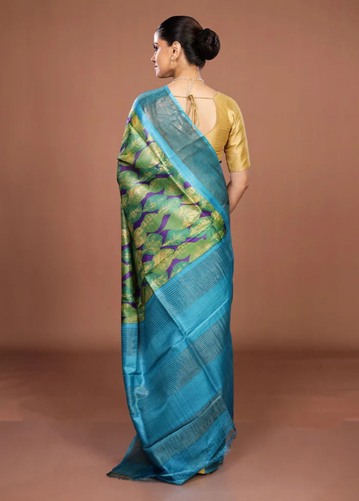 Green Handloom Tussar Pure Silk Saree With Blouse Piece - Image 3