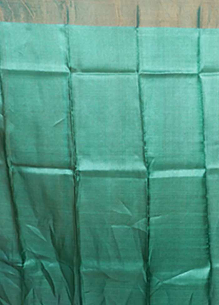 Green Handloom Tussar Pure Silk Saree With Blouse Piece - Image 5