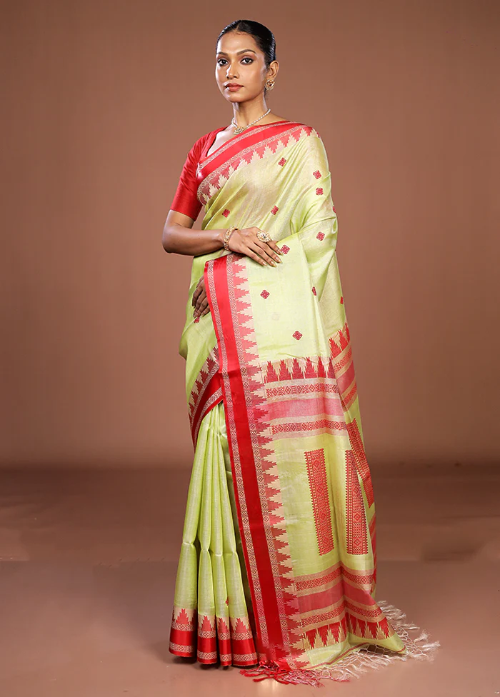 Green Handloom Tussar Pure Silk Saree With Blouse Piece - Image 4