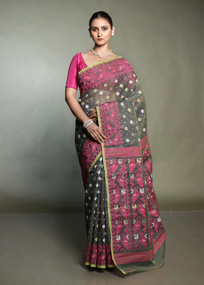 Green Tant Jamdani Saree Without Blouse Piece - Image 2