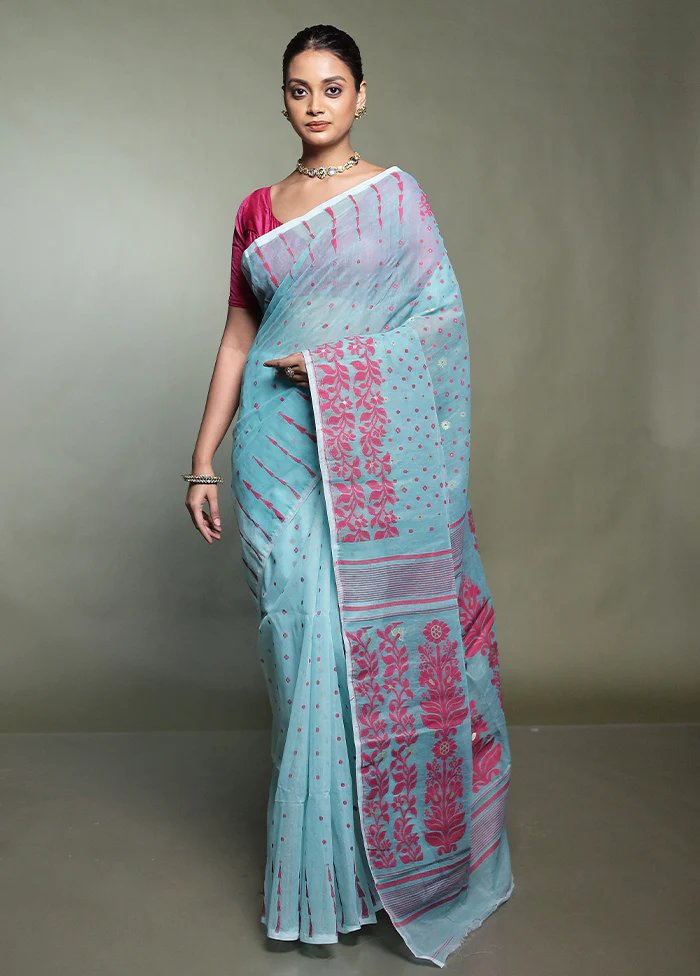Green Tant Jamdani Saree Without Blouse Piece - Image 2
