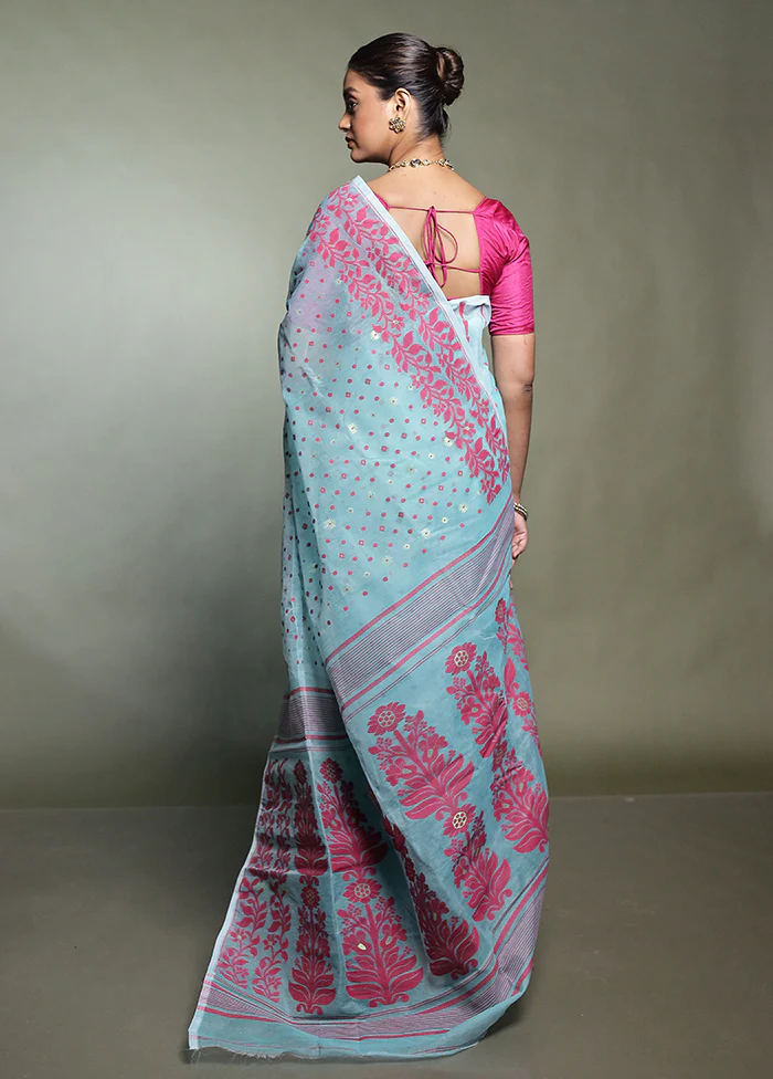 Green Tant Jamdani Saree Without Blouse Piece - Image 3
