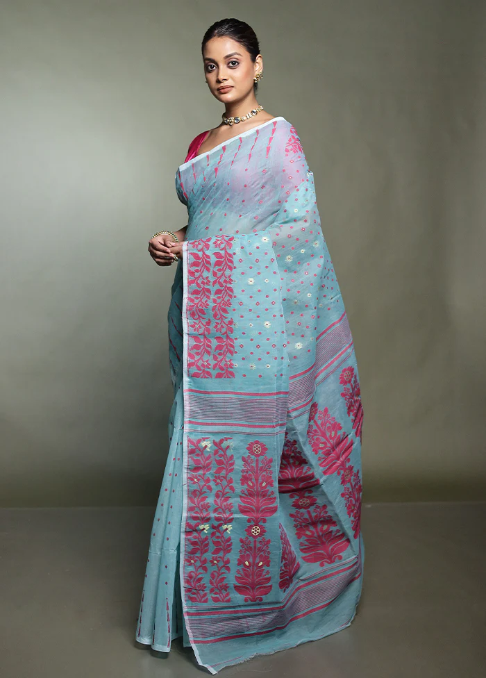 Green Tant Jamdani Saree Without Blouse Piece - Image 4