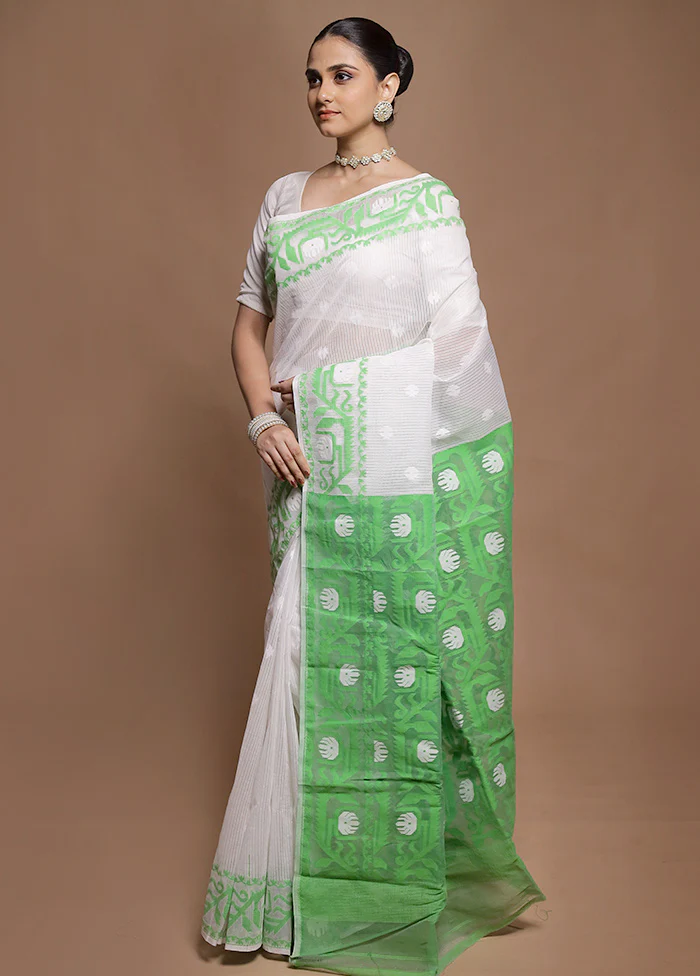 White Tant Jamdani Saree Without Blouse Piece - Image 4