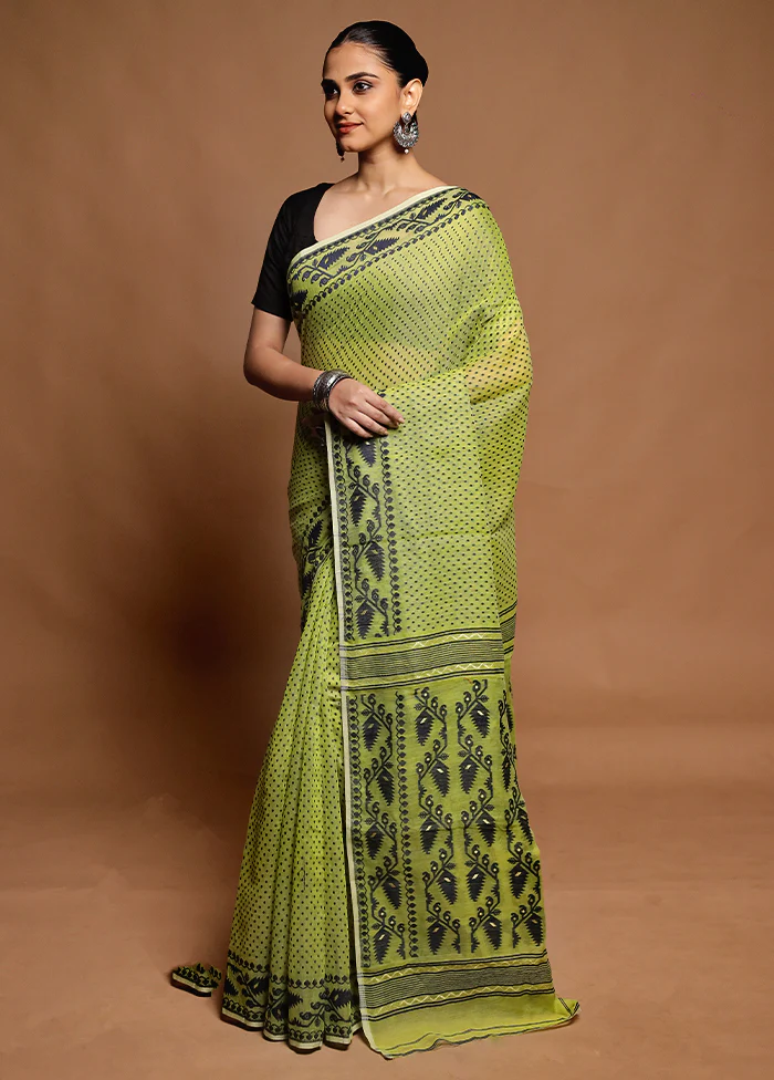 Green Tant Jamdani Saree Without Blouse Piece - Image 4