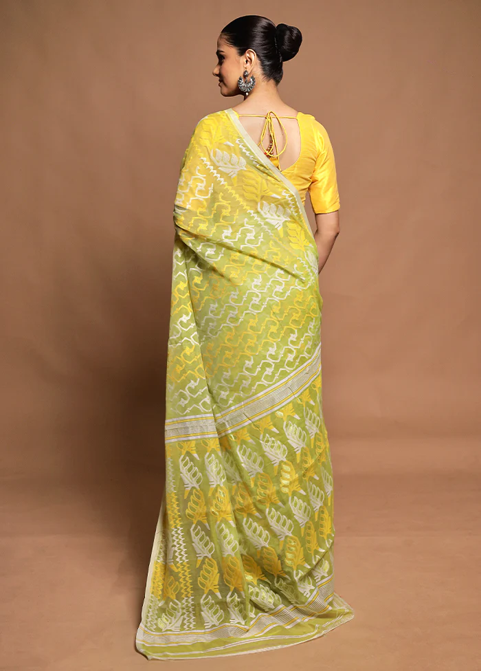 Green Tant Jamdani Saree Without Blouse Piece - Image 3