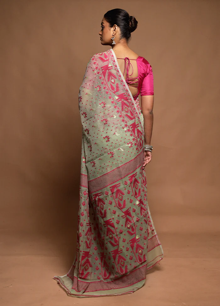 Green Tant Jamdani Saree Without Blouse Piece - Image 3