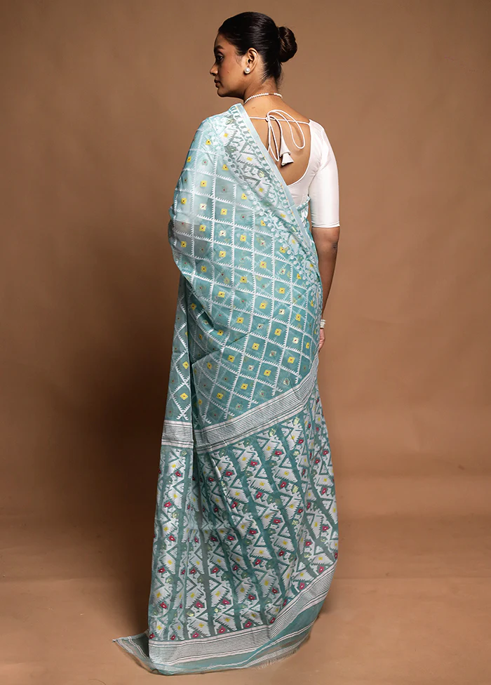 Green Tant Jamdani Saree Without Blouse Piece - Image 3
