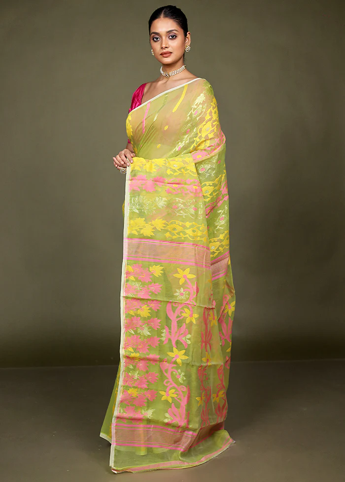 Green Tant Jamdani Saree Without Blouse Piece - Image 4